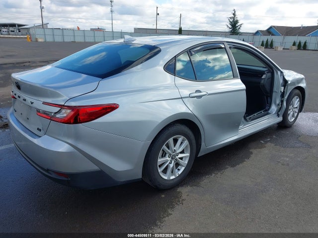 Toyota CAMRY LE 2025 4T1DAACK5SU067606 Image 4
