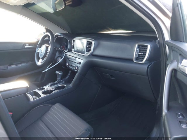 KNDPM3AC6L7801881 KIA Sportage Lx