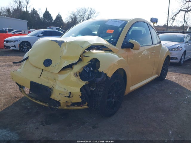 2010 Volkswagen New Beetle 2.5l Final Edition მანქანა იყიდება აუქციონზე, vin: 3VWPW3AG7AM016492, აუქციონის ნომერი: 44509527