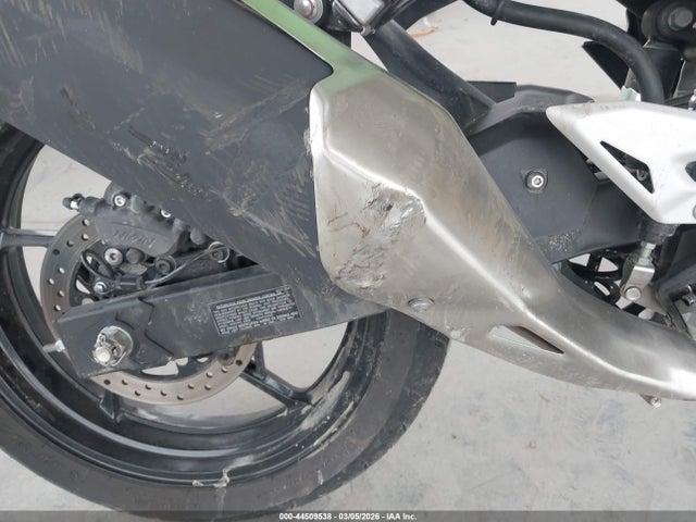 ML5ERGE12RDA22882 Kawasaki Er500
