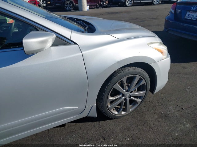 Nissan Altima 2.5 S 2014 1N4AL3AP2EC132312 Image 12