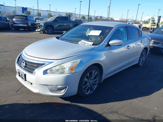 Nissan Altima 2.5 S 2014 1N4AL3AP2EC132312 Image 2