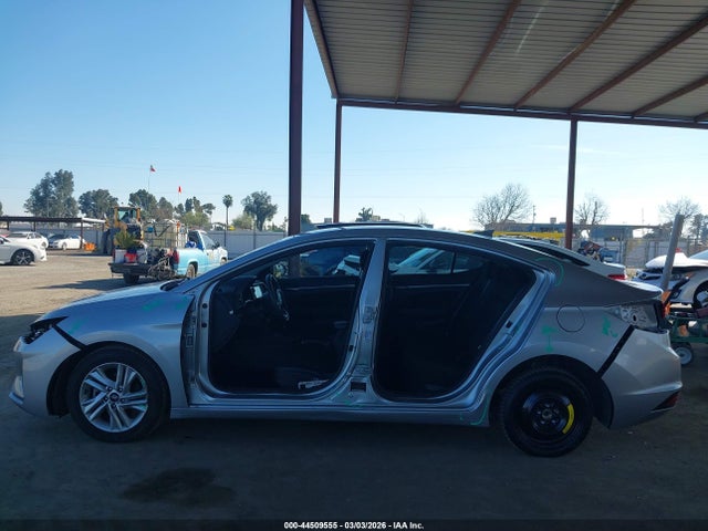 5NPD84LF5LH600327 Hyundai ELANTRA SEL