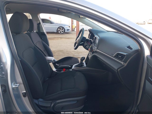 5NPD84LF5LH600327 Hyundai ELANTRA SEL