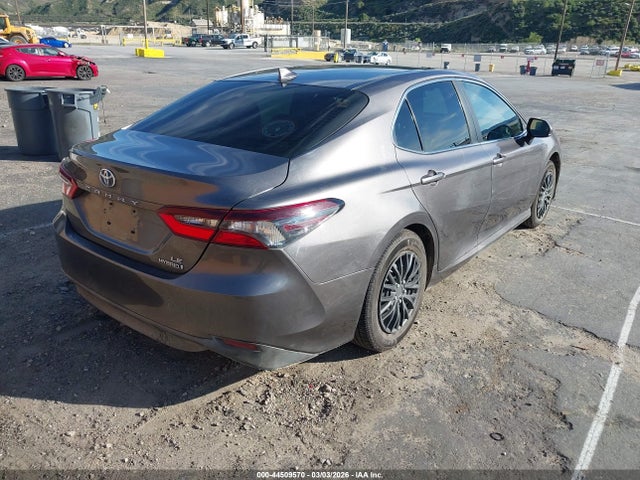 2021 TOYOTA CAMRY 4T1C31AK1MU548125 Photo 3