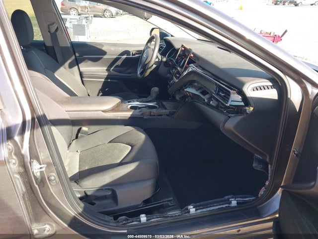 2021 TOYOTA CAMRY 4T1C31AK1MU548125 Photo 4