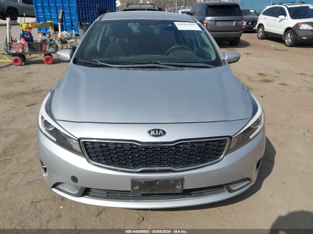 KNAFK5A82H5697334 KIA FORTE LX