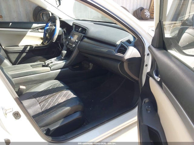 Honda Civic Lx 2019 2HGFC2F61KH543995 Image 5