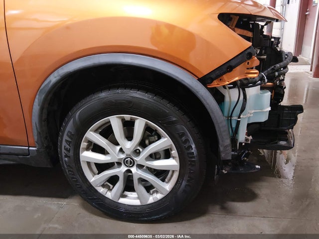 44509635 :رقم المزاد ، JN8AT2MVXHW274803 vin ، 2017 Nissan Rogue Sv مزاد بيع