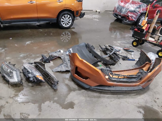 44509635 :رقم المزاد ، JN8AT2MVXHW274803 vin ، 2017 Nissan Rogue Sv مزاد بيع