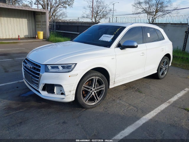 2018 AUDI SQ5 WA1A4AFY6J2009569 Photo 1