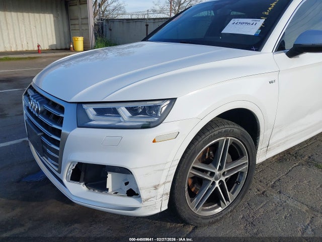 2018 AUDI SQ5 WA1A4AFY6J2009569 Photo 5