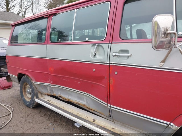 44509642 :رقم المزاد ، 0000TGL2697515841 vin ، 1979 Gmc Rally Stx G25 مزاد بيع