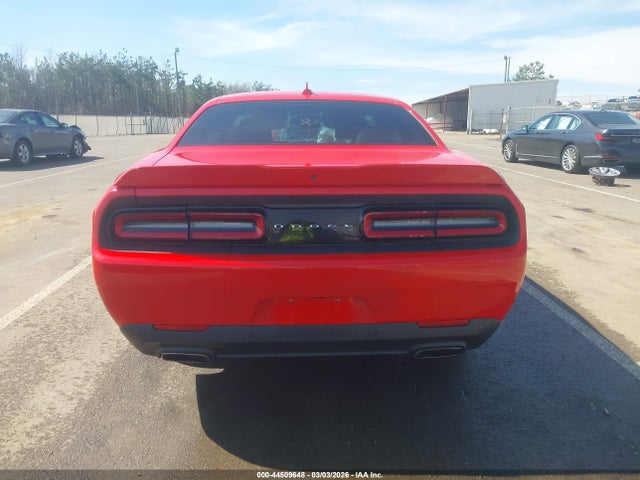 2C3CDZBG5FH707703 Dodge Challenger Sxt Plus
