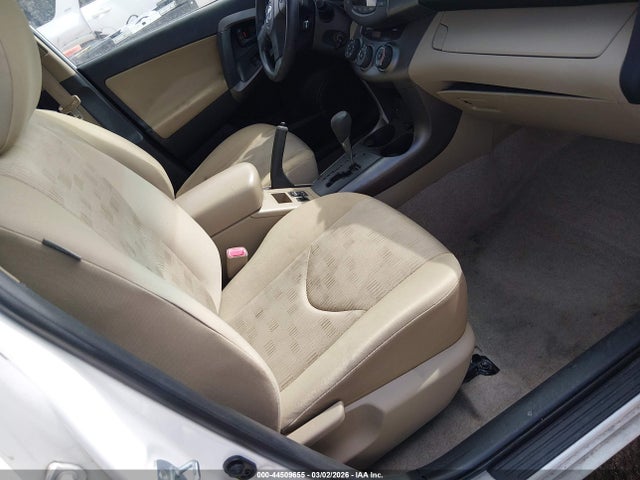 2010 Toyota Rav4 მანქანა იყიდება აუქციონზე, vin: JTMBF4DV2AD034889, აუქციონის ნომერი: 44509655