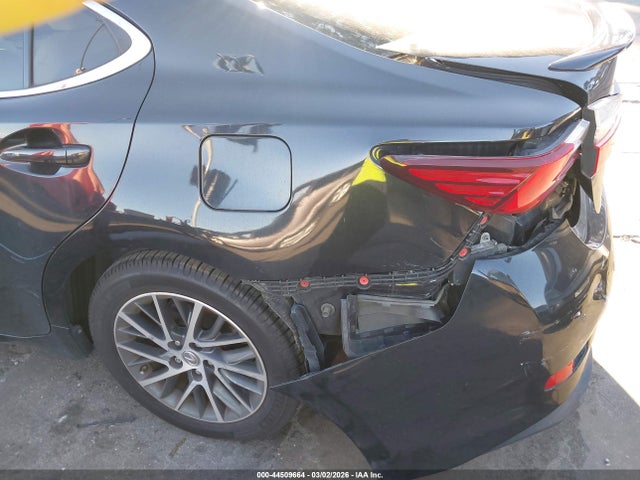 58ABK1GG6GU021647 Lexus ES 350
