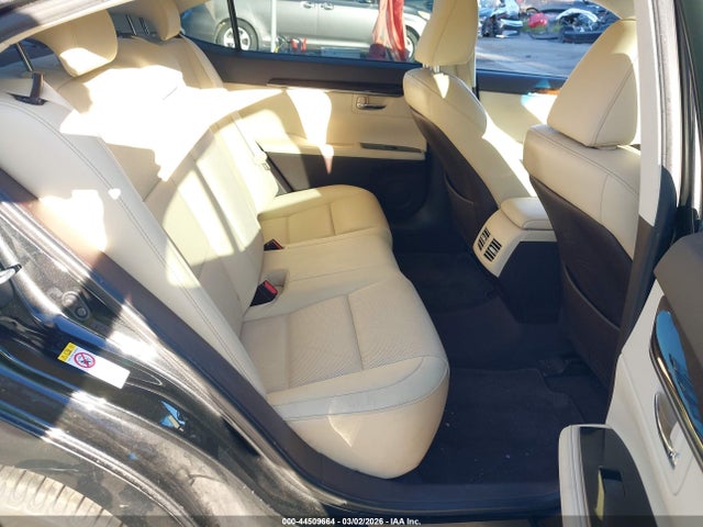 58ABK1GG6GU021647 Lexus ES 350