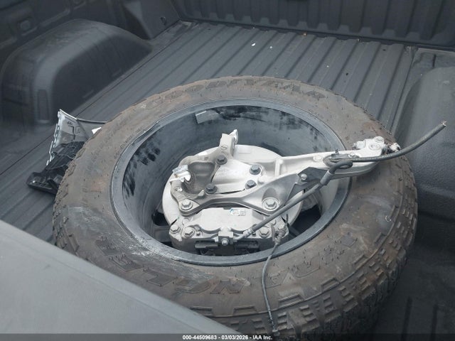 2024 Chevrolet Silverado 1500 2wd  Short Bed Rst მანქანა იყიდება აუქციონზე, vin: 1GCPADED6RZ394207, აუქციონის ნომერი: 44509683