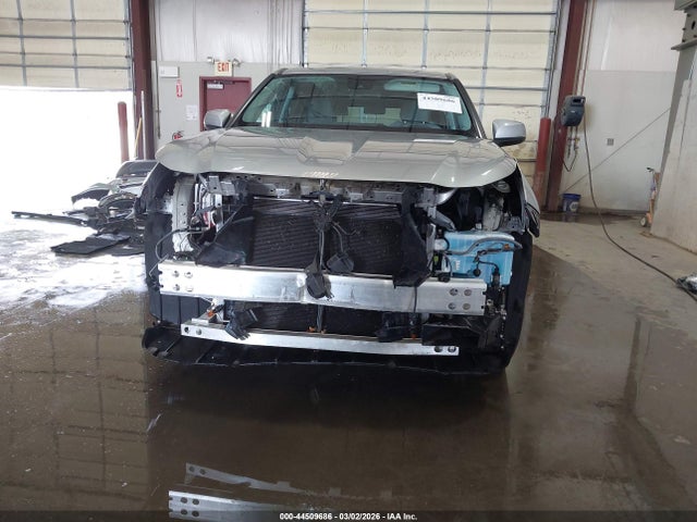5TDCZRBHXLS008148 Toyota Highlander L