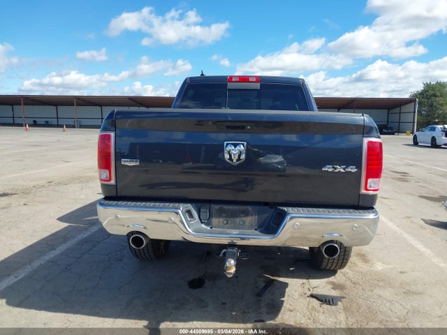 1C6RR7NT4HS799720 RAM 1500 Laramie 4x4 5&#039;7 Box
