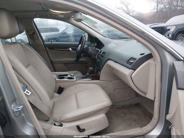 Продажа на аукционе авто 2009 Mercedes-benz C 300 Luxury 4matic/sport 4matic, vin: WDDGF81X89R070531, номер лота: 44509704