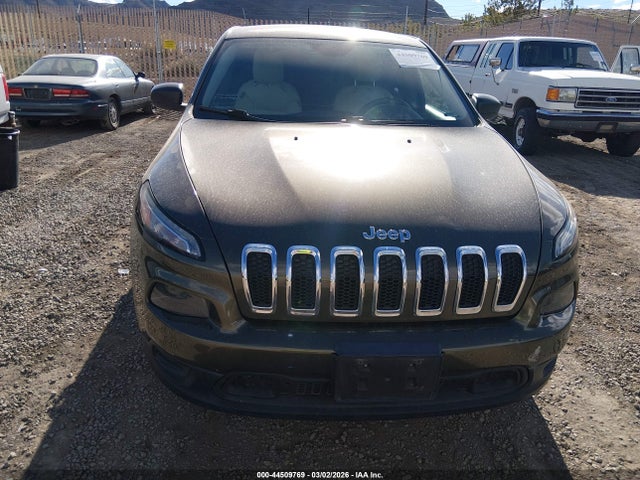 1C4PJLAB6FW660711 Jeep Cherokee Sport