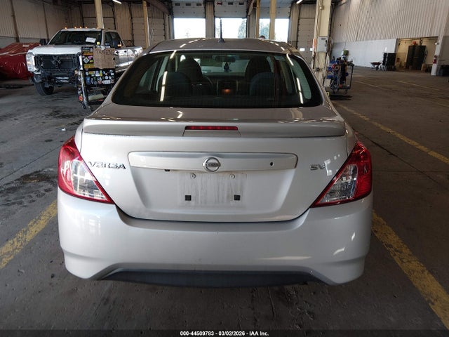3N1CN7AP3KL872202 Nissan Versa 1.6 Sv