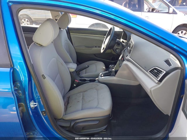 KMHD74LF5HU353662 Hyundai ELANTRA SE