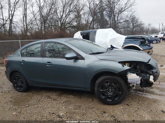44509807 :رقم المزاد ، JM1BL1UF2B1368603 vin ، 2011 Mazda Mazda3 I Sport مزاد بيع