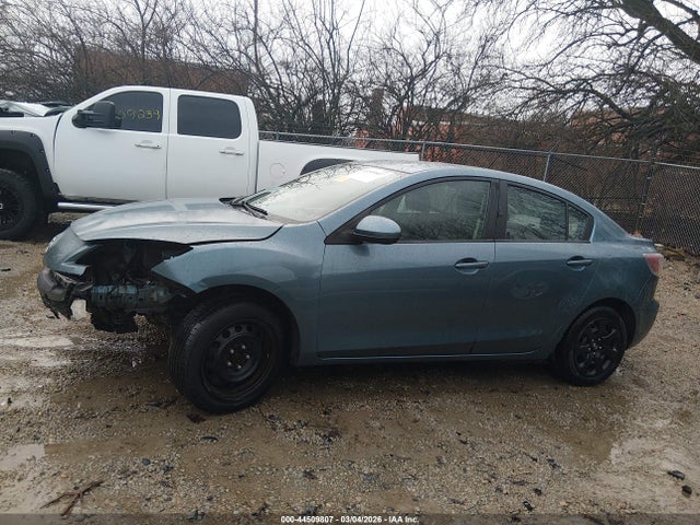 44509807 :رقم المزاد ، JM1BL1UF2B1368603 vin ، 2011 Mazda Mazda3 I Sport مزاد بيع