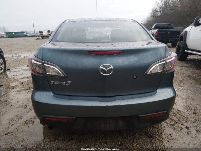 44509807 :رقم المزاد ، JM1BL1UF2B1368603 vin ، 2011 Mazda Mazda3 I Sport مزاد بيع