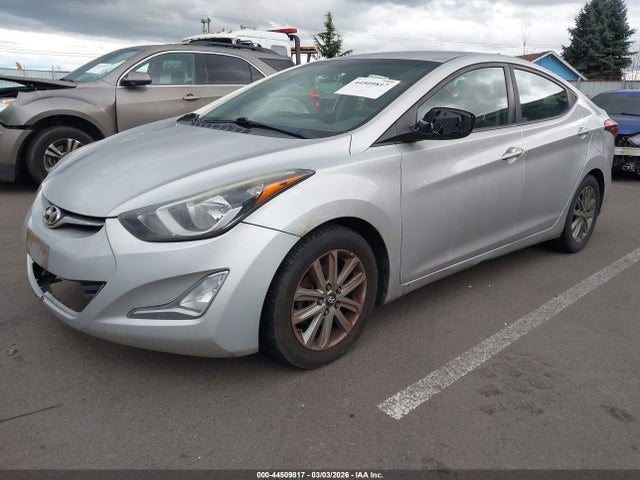 Hyundai ELANTRA SE 2015 5NPDH4AE8FH611773 Image 2