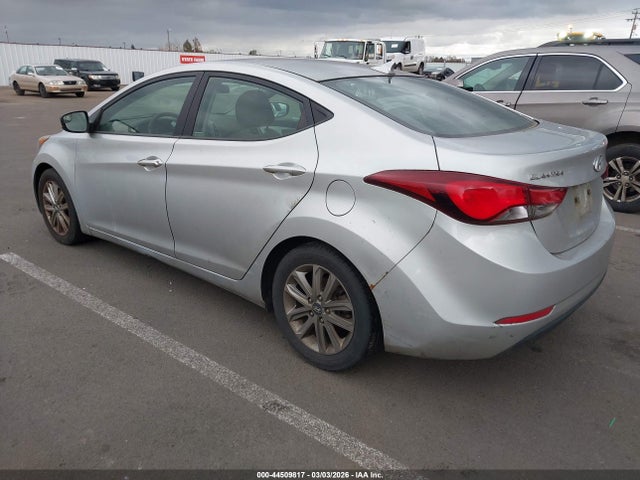Hyundai ELANTRA SE 2015 5NPDH4AE8FH611773 Image 3