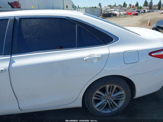 4T1BF1FK3HU385866 Toyota CAMRY SE