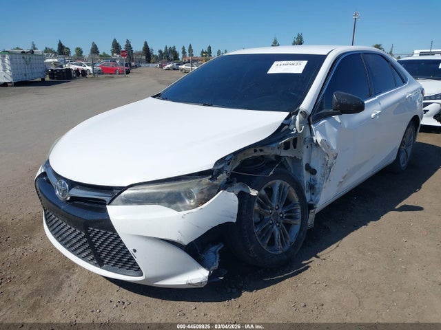 4T1BF1FK3HU385866 Toyota CAMRY SE