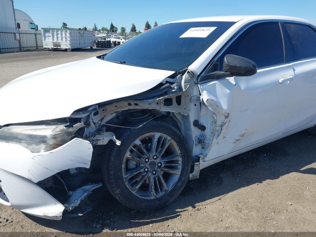 4T1BF1FK3HU385866 Toyota CAMRY SE