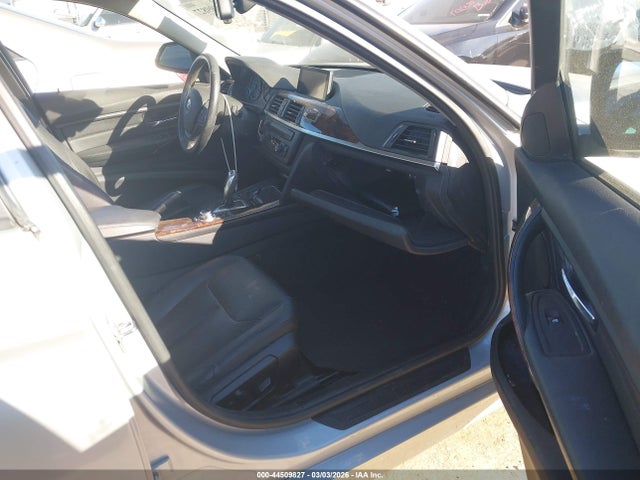 2013 BMW 328I WBA3C1C50DF442228 Photo 4