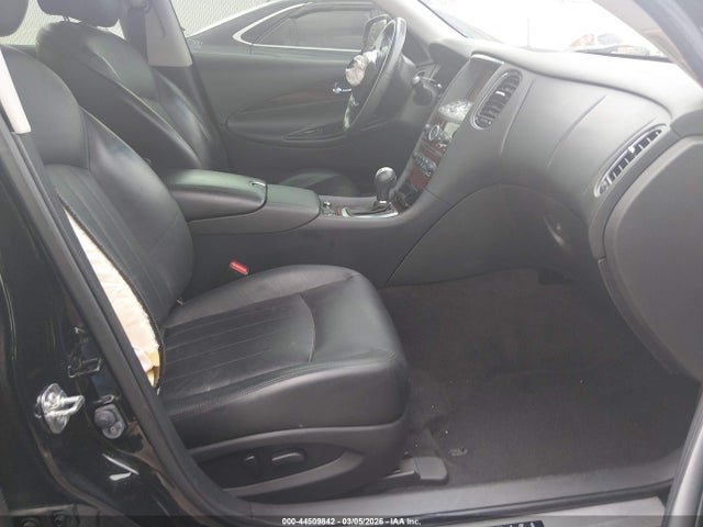 2017 INFINITI QX50 JN1BJ0RP1HM386845 Photo 4