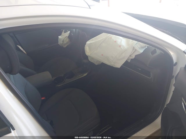 2025 Kia K4 Lx მანქანა იყიდება აუქციონზე, vin: 3KPFT4DE0SE147234, აუქციონის ნომერი: 44509864