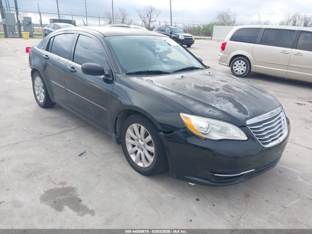 2013 CHRYSLER 200 1C3CCBBB7DN732590 Photo 0