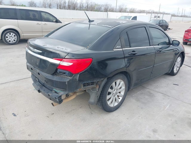 2013 CHRYSLER 200 1C3CCBBB7DN732590 Photo 3