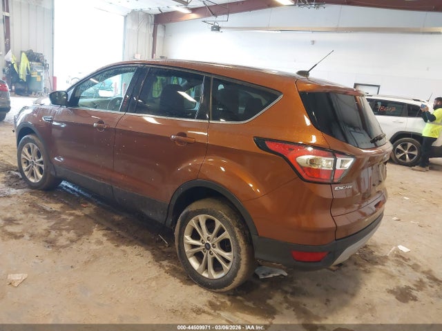 2017 Ford Escape Se მანქანა იყიდება აუქციონზე, vin: 1FMCU0GD8HUC24028, აუქციონის ნომერი: 44509971