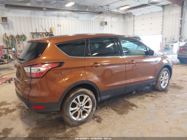 2017 Ford Escape Se მანქანა იყიდება აუქციონზე, vin: 1FMCU0GD8HUC24028, აუქციონის ნომერი: 44509971