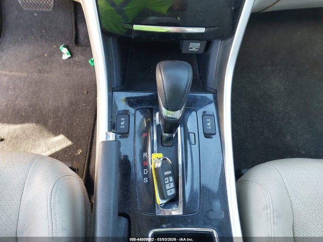1HGCR3F96HA011831 Honda Accord Touring V6