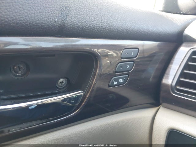 1HGCR3F96HA011831 Honda Accord Touring V6