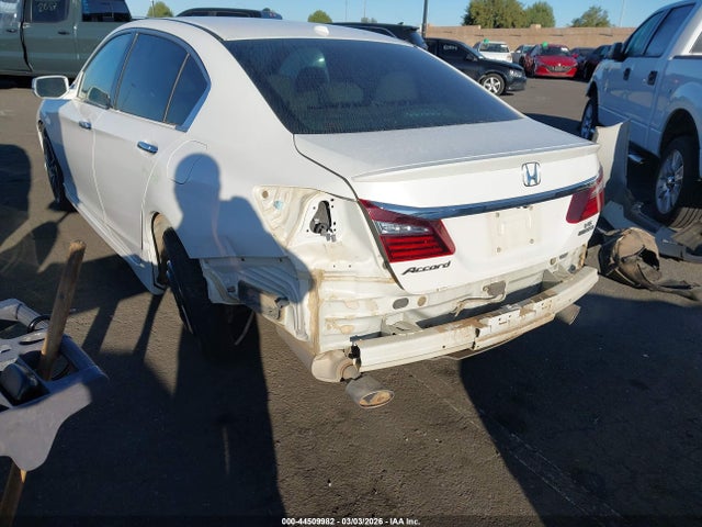 1HGCR3F96HA011831 Honda Accord Touring V6