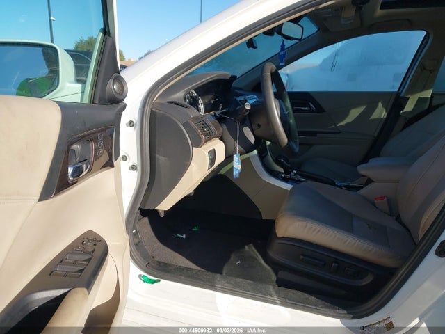 1HGCR3F96HA011831 Honda Accord Touring V6