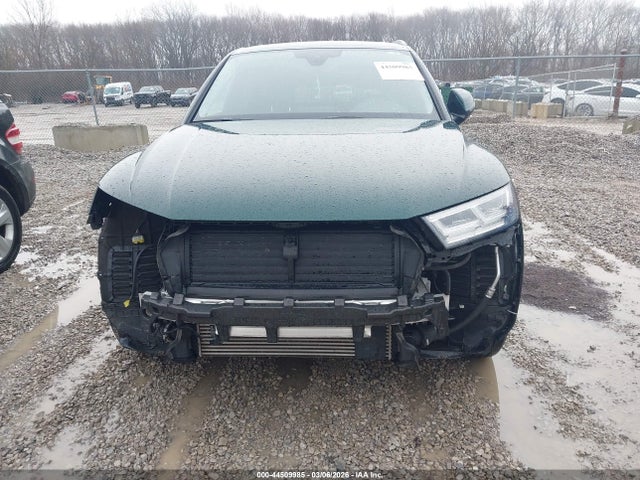 44509985 :رقم المزاد ، WA1BNAFY4J2026095 vin ، 2018 Audi Q5 2.0t Premium/2.0t Tech Premium مزاد بيع