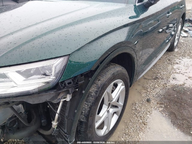 44509985 :رقم المزاد ، WA1BNAFY4J2026095 vin ، 2018 Audi Q5 2.0t Premium/2.0t Tech Premium مزاد بيع