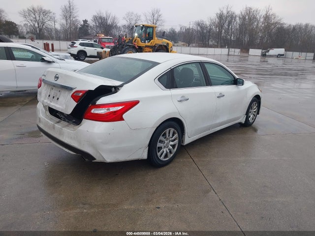 Продаж на аукціоні авто 2016 Nissan Altima 2.5 S, vin: 1N4AL3AP4GN355197, номер лоту: 44509988